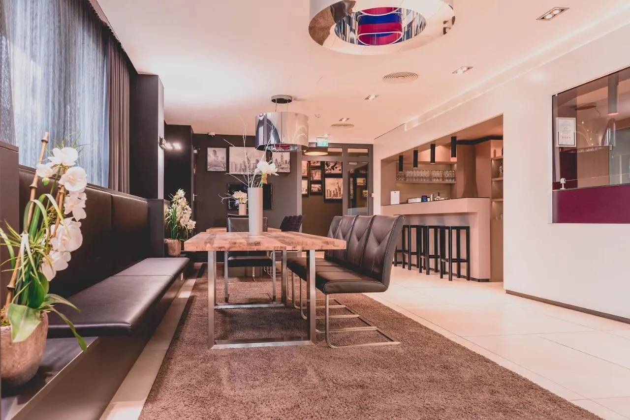 פרנקפורט Bliss Hotel