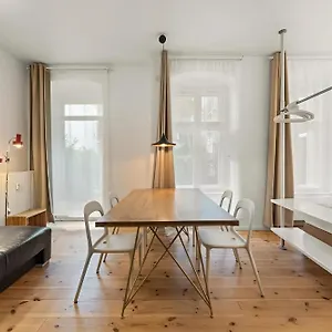 Mooeve Friedrichs Apartment Berlin