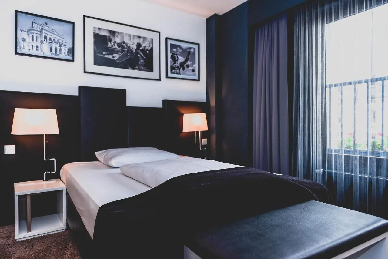 Bliss Design Hotel - Frankfurt City Messe